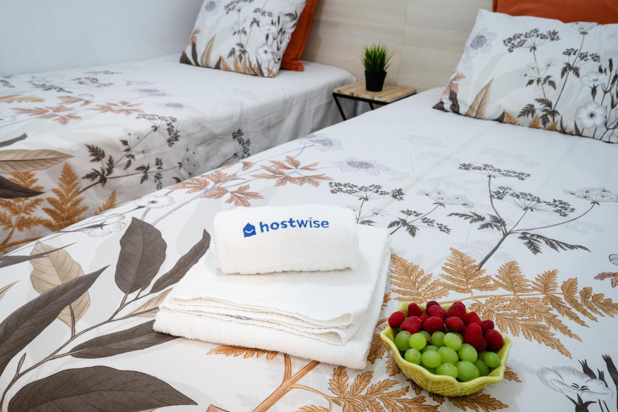 Host Wise - Large Flat W Terrace - Ace Location At Aliados Lägenhet OOporto Exteriör bild