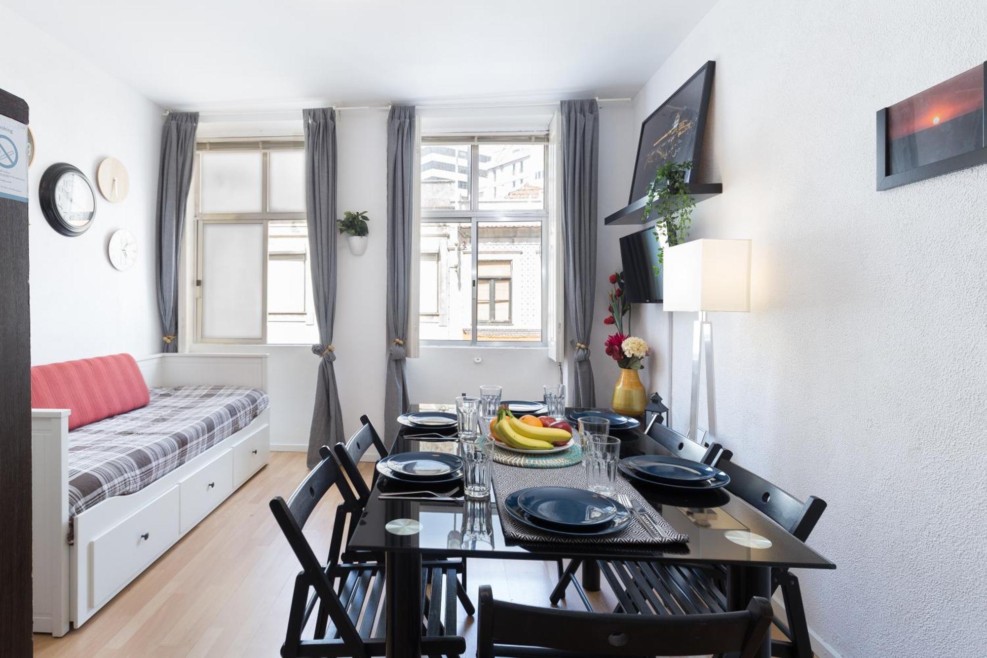 Host Wise - Large Flat W Terrace - Ace Location At Aliados Lägenhet OOporto Exteriör bild